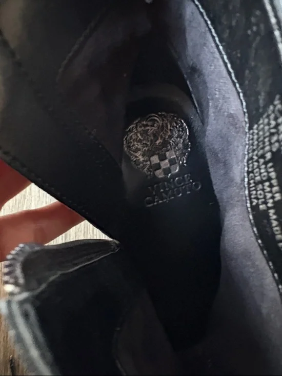 Vince Camuto Black Pointed-Toe Leather Ankle Booties with Side Zip - Picture 2 of 5